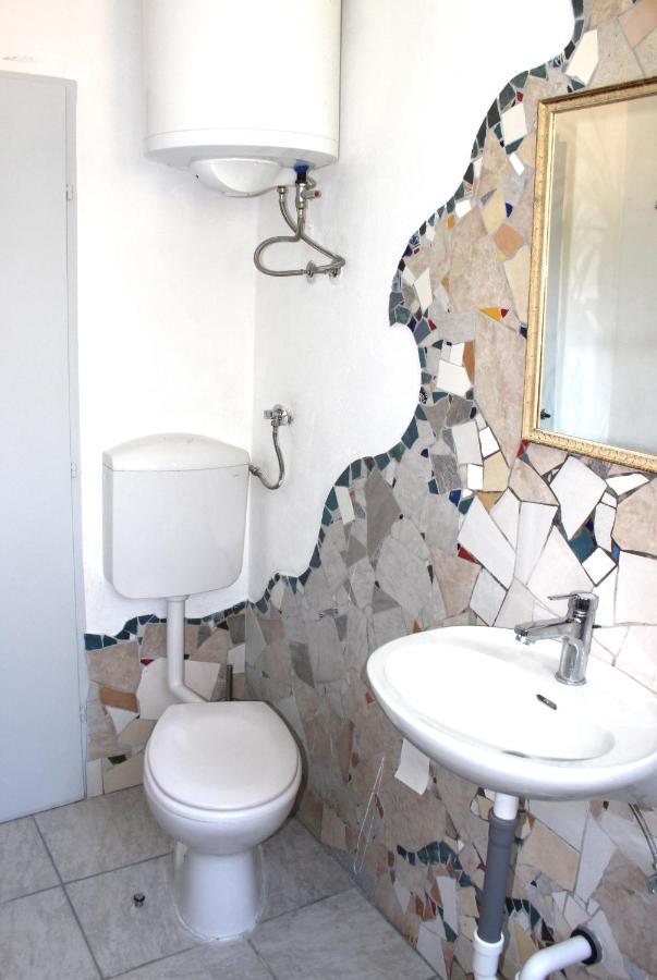 Art House Tufi Apartment Bistrica ob Sotli Bagian luar foto
