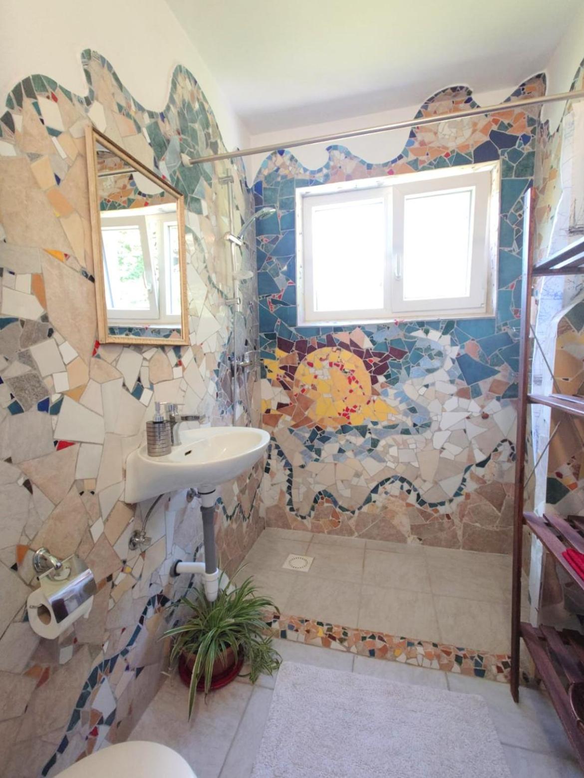 Art House Tufi Apartment Bistrica ob Sotli Bagian luar foto