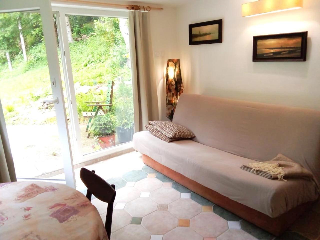 Art House Tufi Apartment Bistrica ob Sotli Bagian luar foto